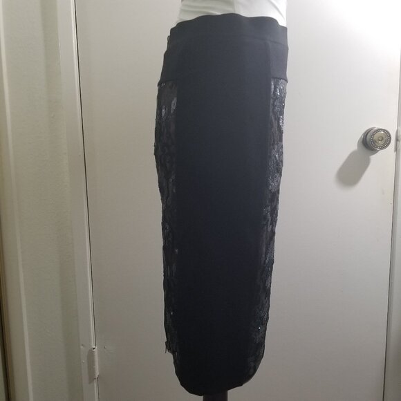 BCBG MaxAzria Pencil Skirt, Sequins Size S, like new - Picture 3 of 15